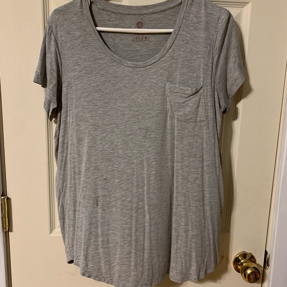 Kindred Bravely nursing/maternity top